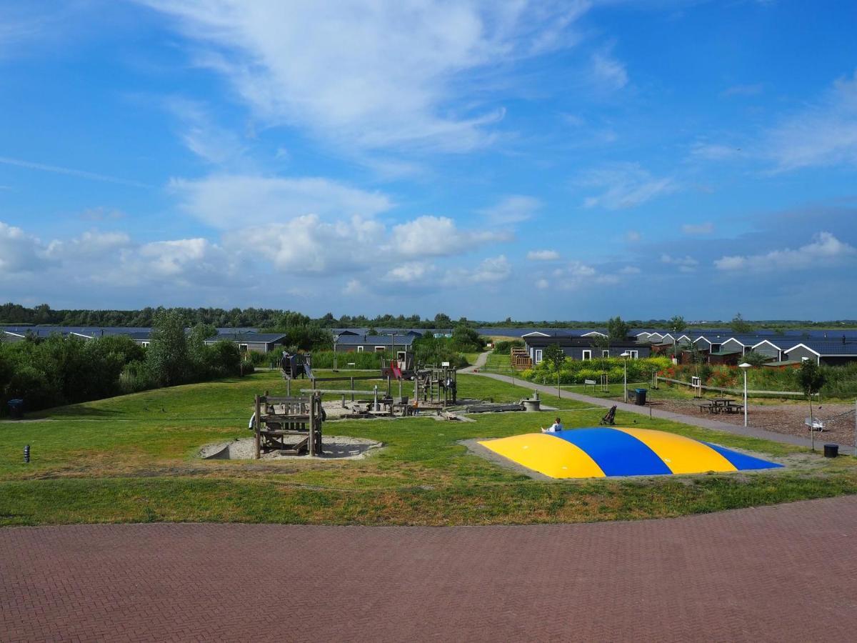 Bj Chalets: Cozy Family-Friendly Chalet at Lauwersoog Holiday Park Exterior photo