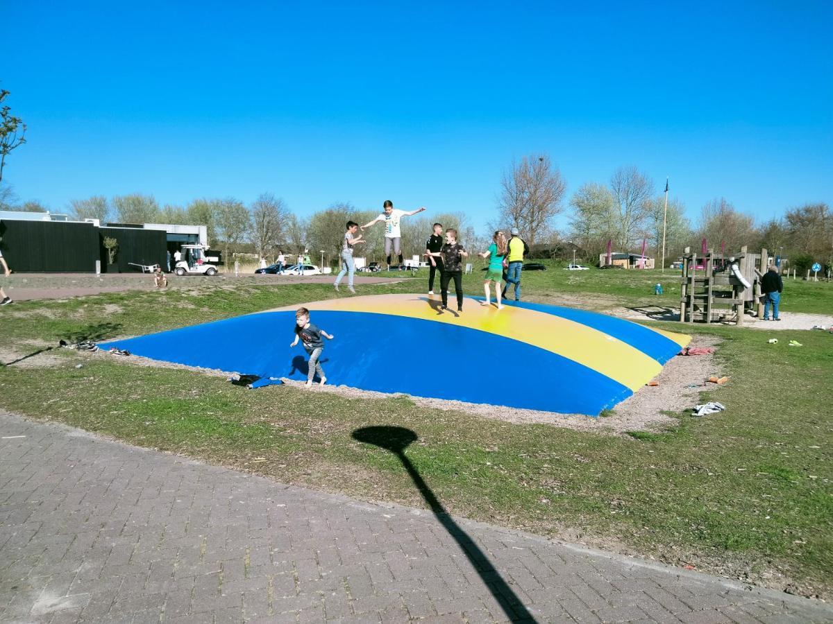 Bj Chalets: Cozy Family-Friendly Chalet at Lauwersoog Holiday Park Exterior photo